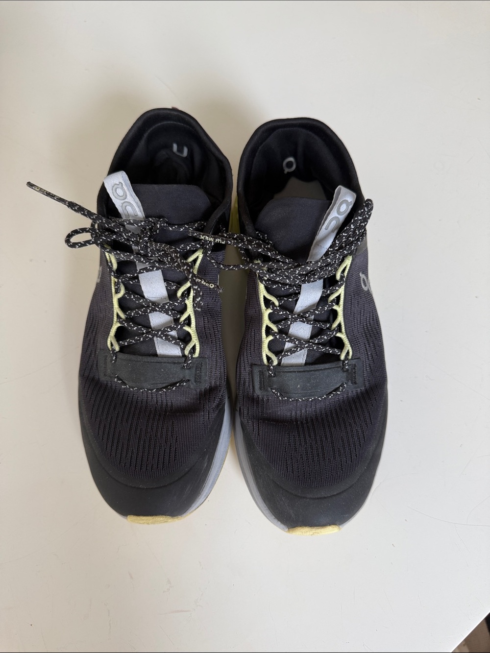 On Cloudniva Glux  women’s Black Running Shoes with Lime Accents